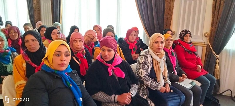 المؤتمر الأول للعاملات في القطاع الفلاحي..   مطالبة بالنقل الآمن والتغطية الاجتماعية وضبط التحركات الاحتجاجية